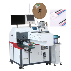 Piegatura a testa singola e macchina di presa automatica dell'alloggiamento con funzione di torsione e saldatura dell'estremità opposta - Product Image 5