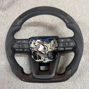 Volant de direction en fibre de carbone personnalisé pour <span class=keywords><strong>Toyota</strong></span> Hilux supra Mk5 corolla camry Xse Land Cruiser Fortuner Gt86 Lc300 Fj Cruiser <span class=keywords><strong>Gr</strong></span> <span class=keywords><strong>Sport</strong></span> - Product Image 4
