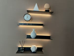 현대적인 큐브형 레드 알루미늄 벽걸이 선반 세트 조명 스트립 포함, 가정용 가구 모듈형 수납 호텔 아파트 침실 거실용 - Product Image 2