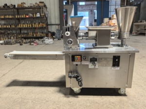 Machine à faire des empanadas <span class=keywords><strong>de</strong></span> <span class=keywords><strong>pommes</strong></span> <span class=keywords><strong>de</strong></span> <span class=keywords><strong>terre</strong></span>, machine à faire des petits pains aux fruits <span class=keywords><strong>de</strong></span> mer, machine à faire des samosas au fromage, machine à faire des pierogi aux <span class=keywords><strong>champignons</strong></span> - Product Image 3