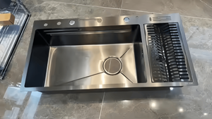 Évier de cuisine simple en acier inoxydable 304 avec robinet cascade, évier de travail à une seule cuve avec égouttoir intégré - Product Image 6