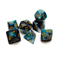 Jeu de dés polyédriques Teal Black Swirl avec chiffres dorés