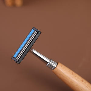 Rasoir de sécurité <span class=keywords><strong>à</strong></span> double tranchant pour homme, manche en <span class=keywords><strong>bois</strong></span> naturel, personnalisé par le fabricant, vente en gros de rasoirs en <span class=keywords><strong>bois</strong></span> - Product Image 2