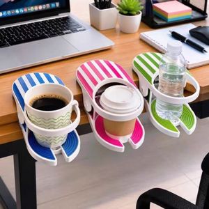 Porte-gobelet universel à clipser pour bureau, anti-déversement, en plastique, couleurs arc-en-ciel rose bleu vert - Product Image 1