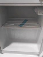 Réfrigérateur Mini Z 58L Domestique à Deux Portes pour Congélation et Réfrigération, Économe en Énergie et Basse Consommation