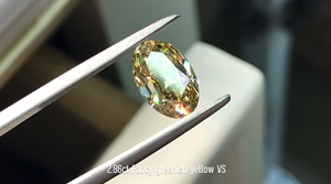 Diamante Ovale Taglio Antico 2.86 Ct Colore Giallo Verdiastro Fantasia Purezza VS Senza Conflitti Sciolto Certificato IGI Diamante Coltivato in Laboratorio per Gioielli - Product Image 2