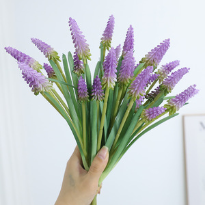 Bouquet <span class=keywords><strong>de</strong></span> jacinthes artificielles, toucher réel, Muscari violet bleu, petites fleurs pour la décoration <span class=keywords><strong>de</strong></span> mariage et <span class=keywords><strong>de</strong></span> la maison - Product Image 4