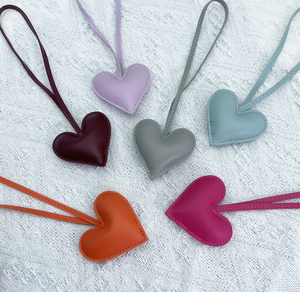 Portachiavi in <span class=keywords><strong>Pelle</strong></span> PU a Forma di Cuore, Grazioso Portachiavi da Donna, Anello Portachiavi a Cuore, Portachiavi per Auto - Product Image 5