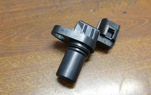 Sensor de Posición del Árbol de Levas 39310-38050 MD327107 J5T23071A para Mitsubishi Galant, Colt, Lancer, Outlander, Hyundai Atos, H1, Kia Picanto - Product Image 3
