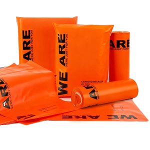 Bolsas de mensajero naranjas impermeables gruesas personalizadas para embalar sombreros, pelucas, cajas, regalos, tarjetas, bolsas de crayones - Product Image 1