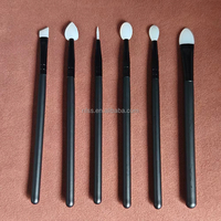 Outil cosmétique manche en bois simple rose silicone sourcil ombre à paupières Liner pinceaux de maquillage fard à paupières sourcil Liner pinceau à lèvres