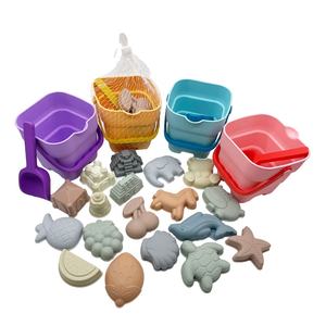 Ensemble <span class=keywords><strong>de</strong></span> jouets <span class=keywords><strong>de</strong></span> plage en silicone pour enfants, comprenant 1 seau en silicone, 1 pelle, 4-5 moules à <span class=keywords><strong>sable</strong></span> pour l'été, la piscine, les jeux <span class=keywords><strong>de</strong></span> bain en plein air - Product Image 5
