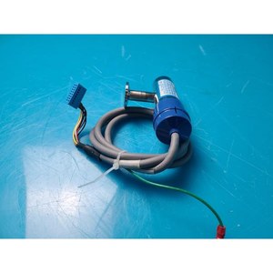 Tube de vacuomètre Convectron Granville-Phillips Type 275, référence 275203, utilisé tel quel, équipement semi-conducteur d'époque - Product Image 6