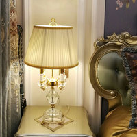 Lampe de table de luxe de style européen moderne Bao Hui Ming Zhu, abat-jour en tissu, commande par bouton, utilisation hôtelière, grande taille, vente en gros par pièce