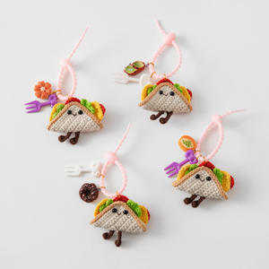 Porte-clés en polyester <span class=keywords><strong>crochet</strong></span>é KIVA avec des motifs de sandwichs - Charme de sac de fête unisexe - Product Image 4