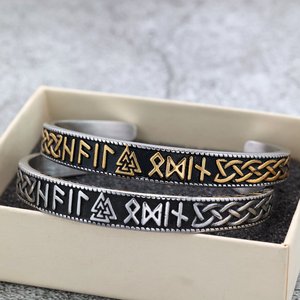 Bracelet pour homme en acier inoxydable de style nordique rétro, design viking en forme de C, motif géométrique, bijou cadeau - Product Image 1