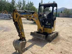 รถขุดขนาดเล็ก Caterpillar 301.7 มือสอง ชั่วโมงการทำงานต่ำ สายพานยาง 1.7 ตัน เกียร์ PLC ปั๊มไฮดรอลิก ผลิตในญี่ปุ่น ขาย - Product Image 2