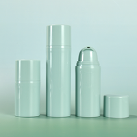 Bouteilles à pompe sans air en PP vert personnalisées en usine, flacons sous vide en plastique vides pour sérum facial, lotion, emballage cosmétique