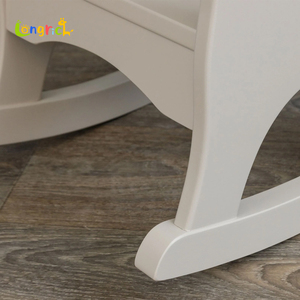 Vente en gros d'usine de meubles pour enfants personnalisés de qualité supérieure transat pour bébé chaises à bascule en bois pour enfants <span class=keywords><strong>avec</strong></span> support en bois - Product Image 4