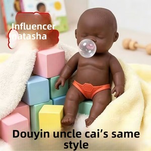 Poupée de simulation bébé noir Natasha Spit Bubble Toy, jouet de décompression, musique de poussée de paume noire, unisexe pour tous les âges - Product Image 6