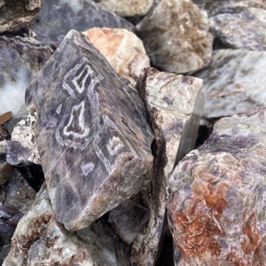 Prix d'usine Pierre brute d'<span class=keywords><strong>améthyste</strong></span> <span class=keywords><strong>de</strong></span> rêve <span class=keywords><strong>de</strong></span> guérison naturelle, quartz brut, pierre irrégulière <span class=keywords><strong>de</strong></span> grande taille pour la fabrication <span class=keywords><strong>de</strong></span> bijoux - Product Image 4