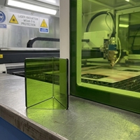 Jendela Pelindung Laser ND FUZHAN Daya Tinggi 1064nm/800-1100nm untuk Pemotongan dan Pengelasan Laser Serat YAG