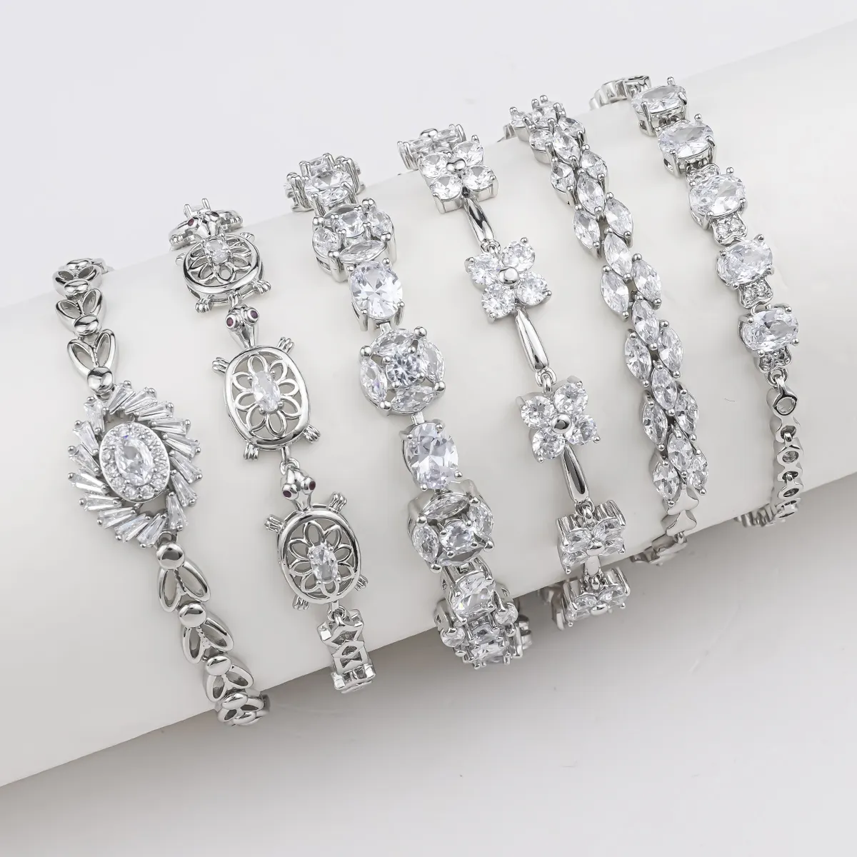 Luxury 18K white gold plated rhodium plating bracelet CZ zircon crystals links tennis bracelet Wedding Bridal Wristband Jewelry