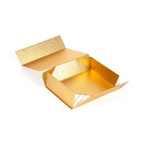 Boîte cadeau magnétique rigide dorée de luxe RTS Design, en carton verni, matériaux recyclés, emballage écologique pour cosmétiques