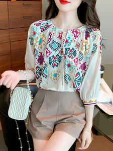 Boutique all'ingrosso 2024 estate nuovo stile elegante stile etnico stampato <span class=keywords><strong>camicie</strong></span> da <span class=keywords><strong>donna</strong></span> a maniche medie - Product Image 3