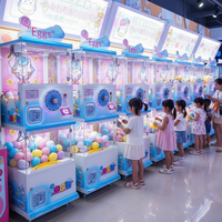 Máquina expendedora de cápsulas de juguetes Gachapon de doble capa con tarjetas sorpresa de dulces en inglés para sala de juegos