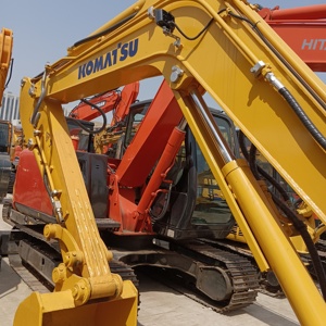 Excavadora de cadenas Komatsu PC55MR de segunda mano, 5.5 toneladas, para movimiento de tierras, con cucharón, transporte global, buen estado - Product Image 6