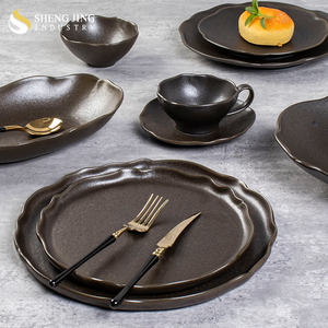 Ensemble de <span class=keywords><strong>vaisselle</strong></span> de style vintage européen, de couleur marron, de qualité supérieure, assiettes en céramique résistantes au micro-ondes, pour hôtels et services - Product Image 2