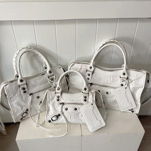 Sac de moto en cuir riveté <span class=keywords><strong>Paris</strong></span> avec fermeture éclair, sac rétro <span class=keywords><strong>chic</strong></span> haut de gamme français, sac bandoulière, sac à main, sac oreiller - Product Image 5