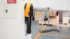 Machine à tubes en nylon <span class=keywords><strong>multicouche</strong></span> CNC pour tuyaux en polyamide PE PP, systèmes de réfrigération HVAC EN 12828 - Product Image 4
