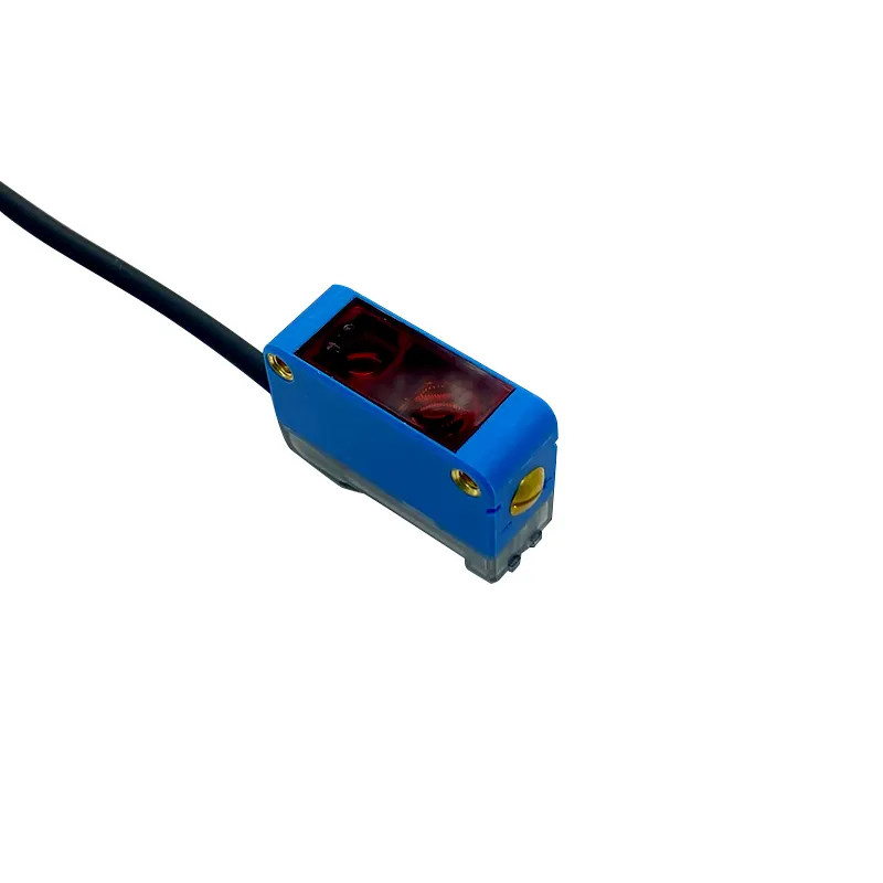 さまざまな用途向けのNPN NOタイプ2mPVCケーブルを備えたIP67防水ABSPCシェル光電センサー