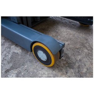 รถยกแบบ Reach Truck ขนาด 1.5 ตัน 2 ตัน 2.5 ตัน 3 ตัน แบบยืดหดได้ สำหรับทางเดินแคบ ยกซ้อนได้ ความสูงยกสูงสุด 8 เมตร - Product Image 4
