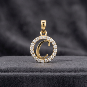 Pendentif pour femme en or véritable 18 carats, avec un design de bijoux intemporel et élégant, finition raffinée, brillance classique et attrait de luxe. - Product Image 2