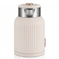 Bouilloire électrique AKANE A.80168 800W 1,5L à ébullition rapide avec voyant lumineux et base pivotante à 360° pour thé et café