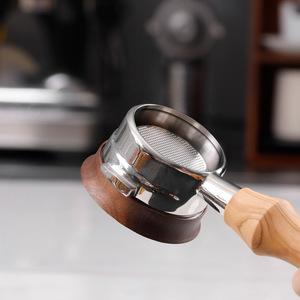 Cincin pengukuran magnetik kayu, corong Espresso dengan penangkap bubuk kopi untuk Portafilter Espresso & Aksesori teh - Product Image 2