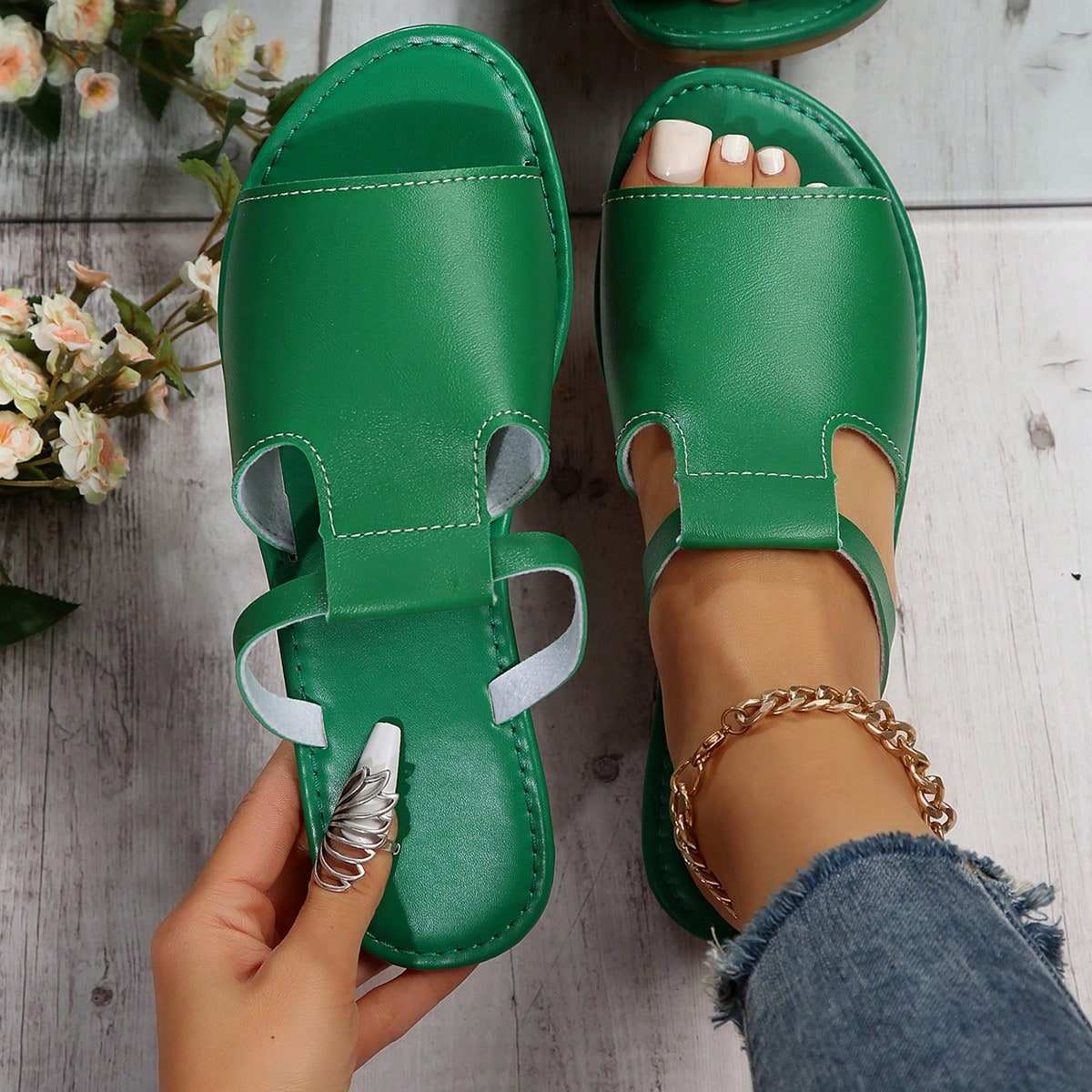 สีเขียว