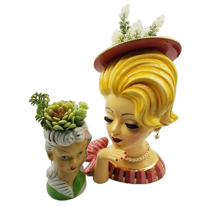 Vaso da terra in ceramica antico dipinto a mano con elegante signora, stile vintage - Product Image 6