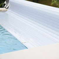 Couverture de piscine entièrement automatique la plus vendue, en matériau haut de gamme durable, résistante aux UV, antidérapante, facile à installer, personnalisable