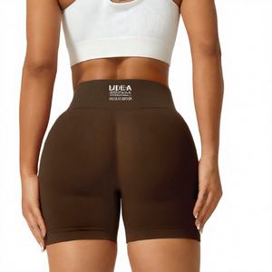 Shorts de sport sans couture pour femmes BIDEA, légers, taille haute, coupe ajustée, taille élastique, tricotés en spandex et polyester, couleur unie, logo au dos - Product Image 1
