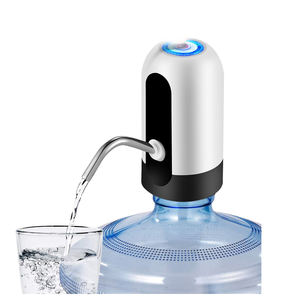 Dispensador de Agua Automático Portátil con Carga USB, Manguera y Soporte para Exteriores, Coche, Hotel, Cubeta de Plástico para Agua Fría - Product Image 1