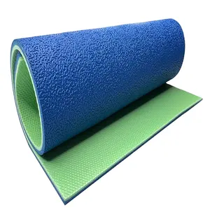 Grama artificial 3d de pvc para tv, chapa interior do sudeste asiático para esportes, vermelho, azul, verde, laranja 20 por 20 grama artificial 3pc gramado