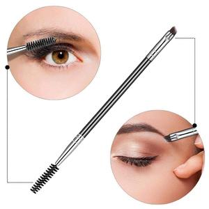 Brosse à sourcils 2 en 1 Brosse coudée à double extrémité Manche en nylon à double tête Pinceaux de maquillage de beauté Outils - Product Image 4