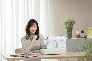 A80 Direct Drive High Speed Lockstitch Household <b>Sewing</b> Machine With Side Cutter and Hemming - Product Image 3
