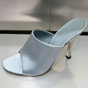 Mules à talons chaton hauts en satin pour femmes, grandes tailles 45, à bout ouvert, couleurs personnalisées, chaussures de cérémonie à coupe large - Product Image 4