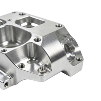 Pièces en aluminium usinées CNC 5 axes sur mesure et par électroérosion à fil, usinage de précision OEM pour boîtiers de joints robotiques et supports structurels
