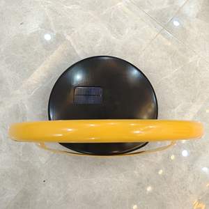 Barrera de bloque inteligente para garaje, control remoto de energía solar, bloqueo automático de estacionamiento, venta al por mayor de fábrica - Product Image 5